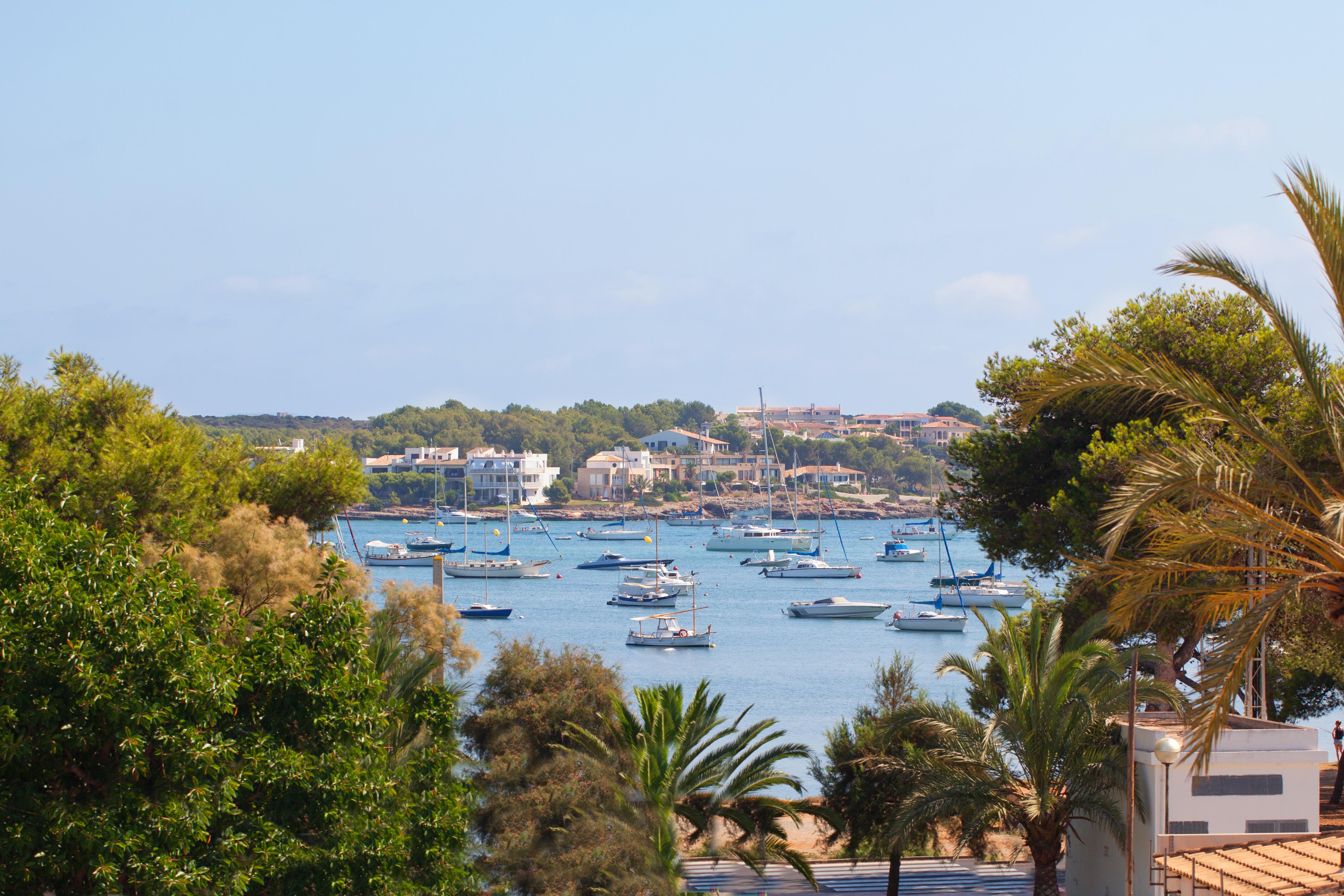 Hostal Residencia San Francisco Porto Colom Exterior foto