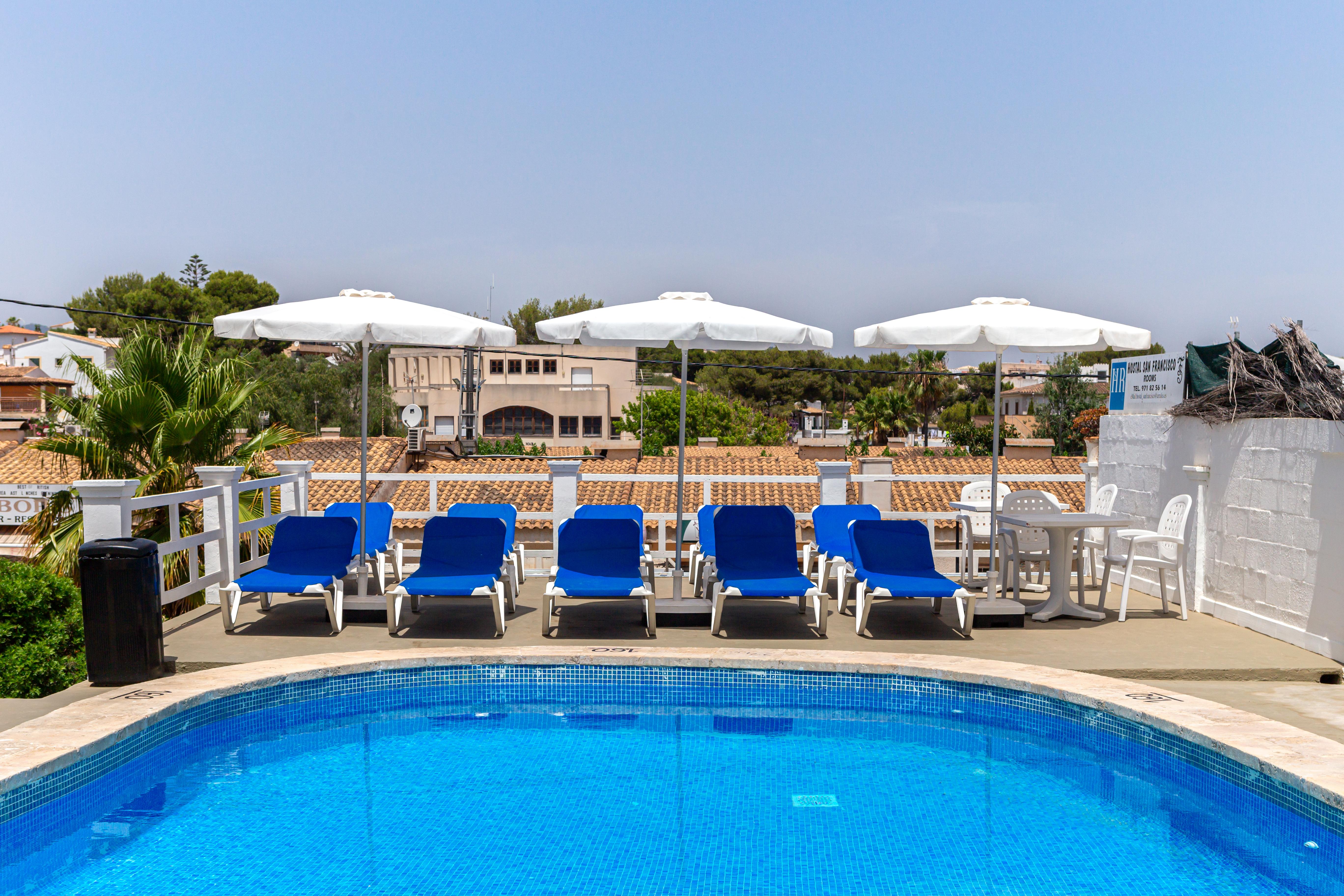 Hostal Residencia San Francisco Porto Colom Exterior foto