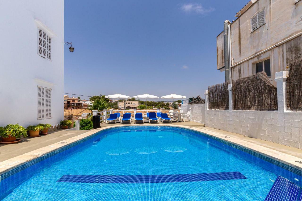 Hostal Residencia San Francisco Porto Colom Exterior foto